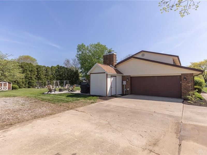 1675 Laurel Creek Drive, Troy, OH 45373 Photo 41