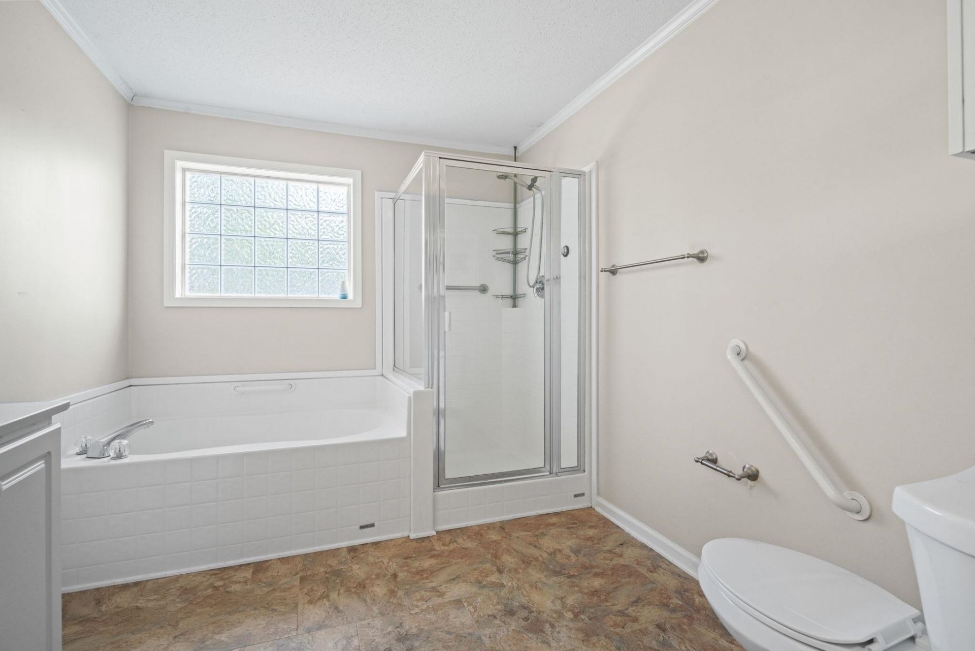 344 Stone Throw Dr. Photo 10