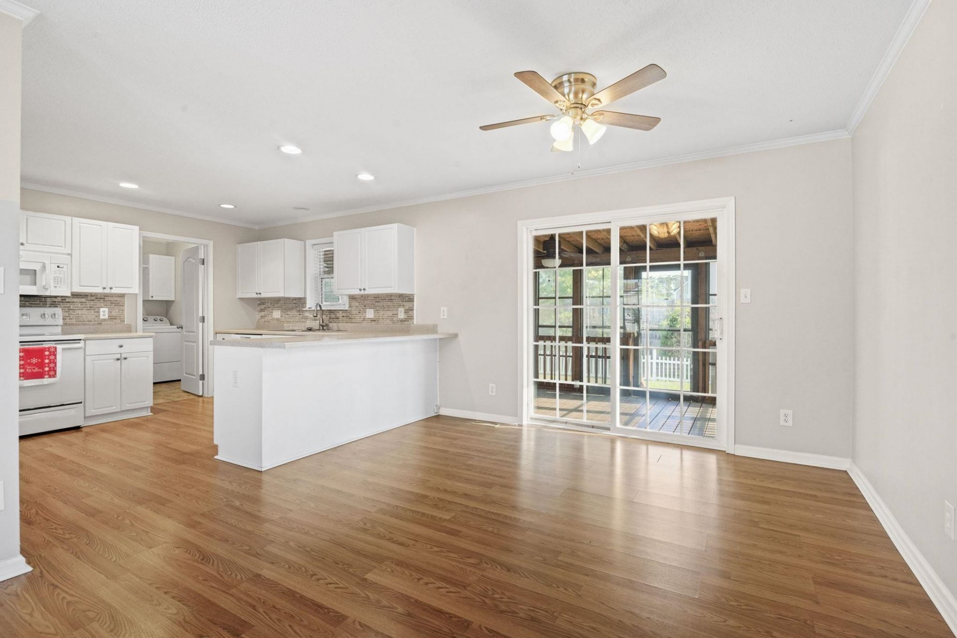 344 Stone Throw Dr. Photo 11