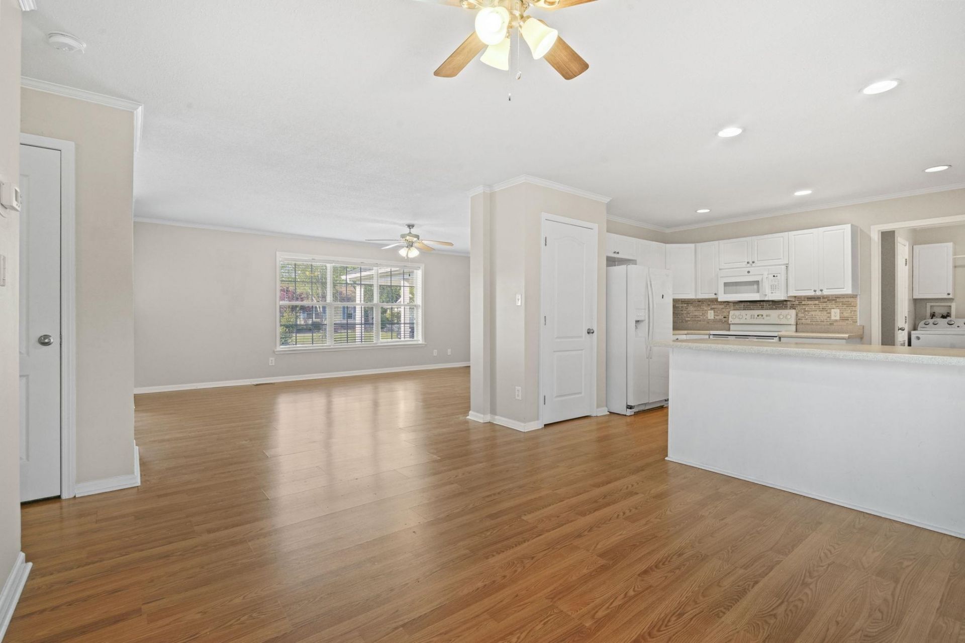 344 Stone Throw Dr. Photo 12