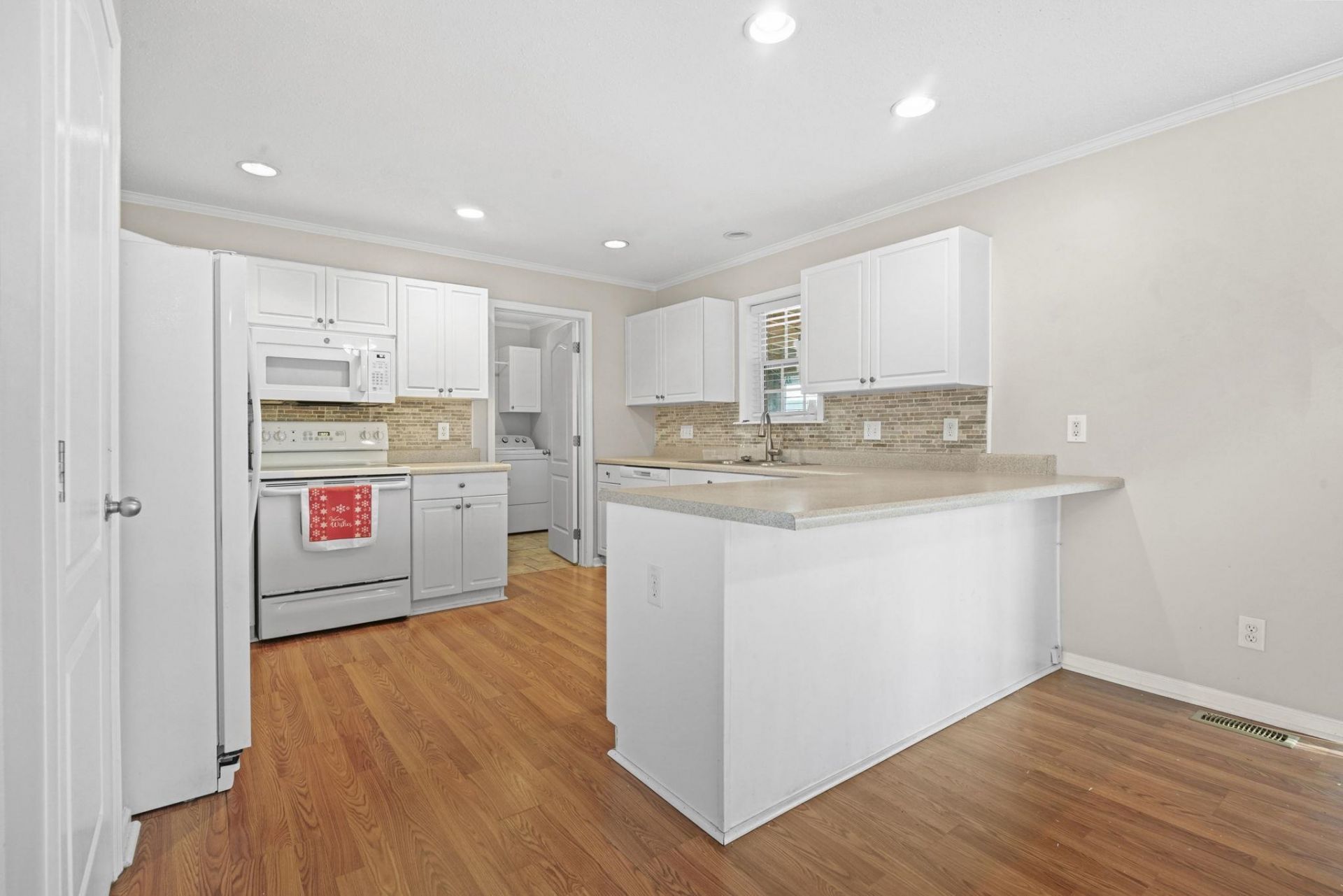 344 Stone Throw Dr. Photo 14