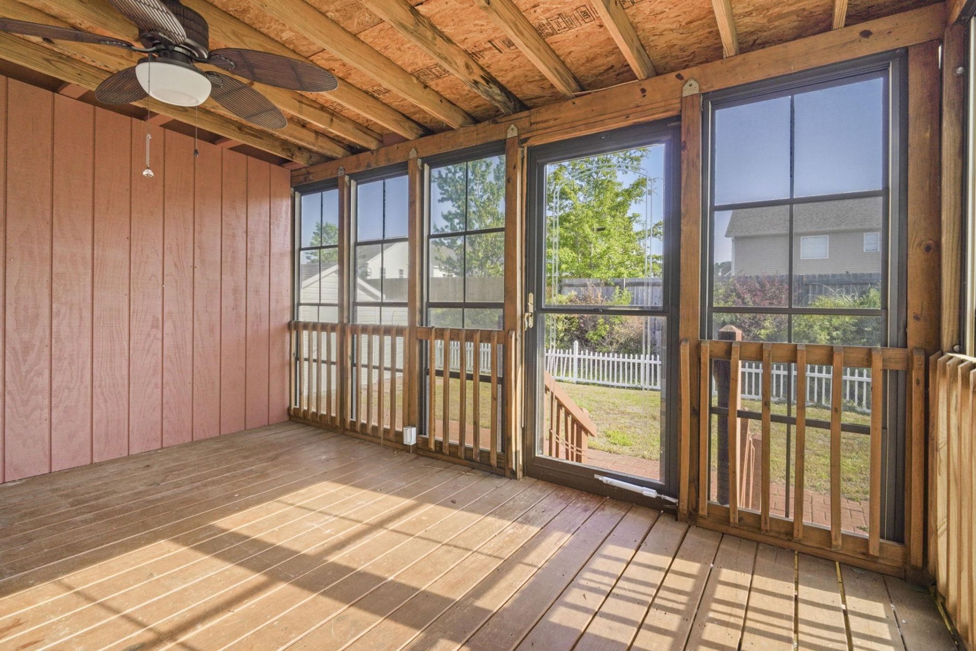 344 Stone Throw Dr. Photo 27