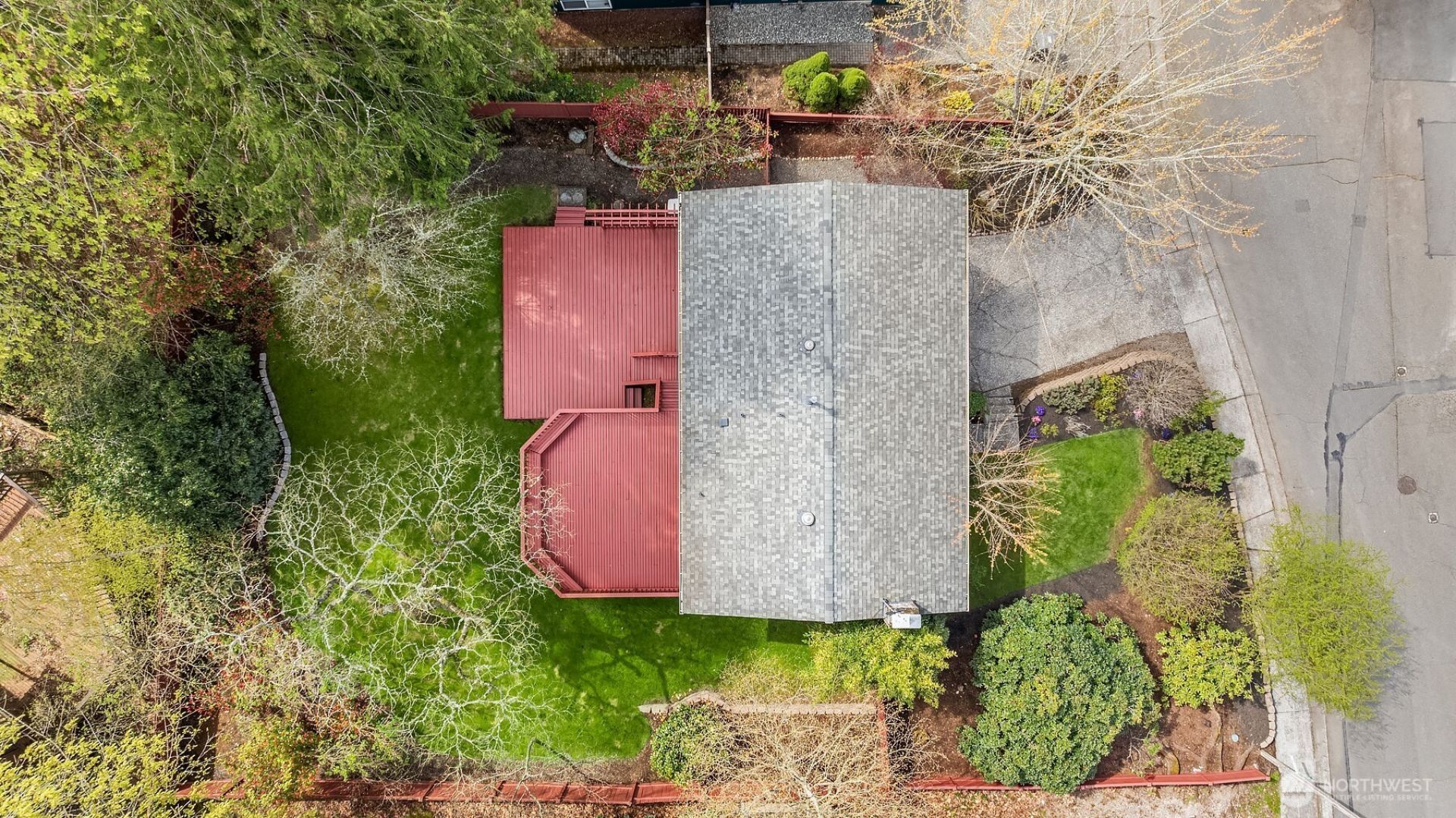 16611 NE 108th Place, Redmond, WA 98052