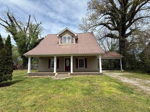408 W High St , Manchester, TN 37355