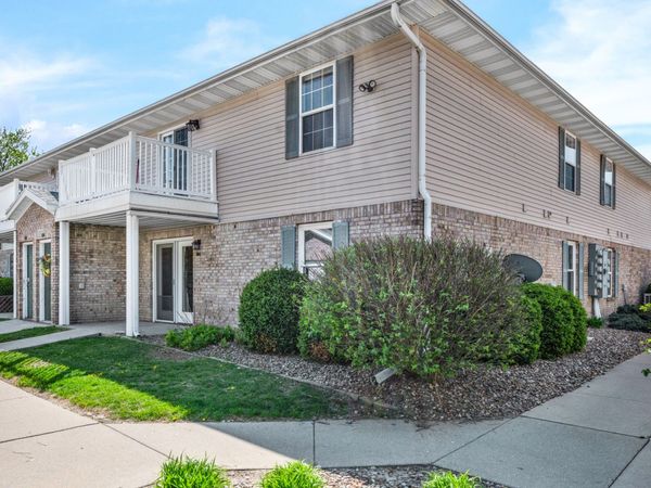 1040 Ekstam Drive , Unit 108, Bloomington, IL 61704