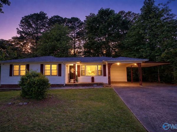 1641 Arrowhead Drive, Gadsden, AL 35903