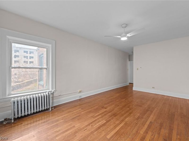 11428 Cedar Glen Parkway, Unit C2D2, Cleveland, OH 44106 Photo 21