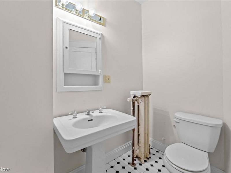 11428 Cedar Glen Parkway, Unit C2D2, Cleveland, OH 44106 Photo 23