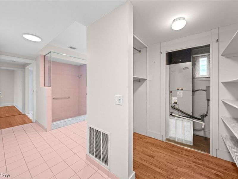 11428 Cedar Glen Parkway, Unit C2D2, Cleveland, OH 44106 Photo 30