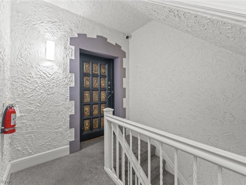 11428 Cedar Glen Parkway, Unit C2D2, Cleveland, OH 44106 Photo 5