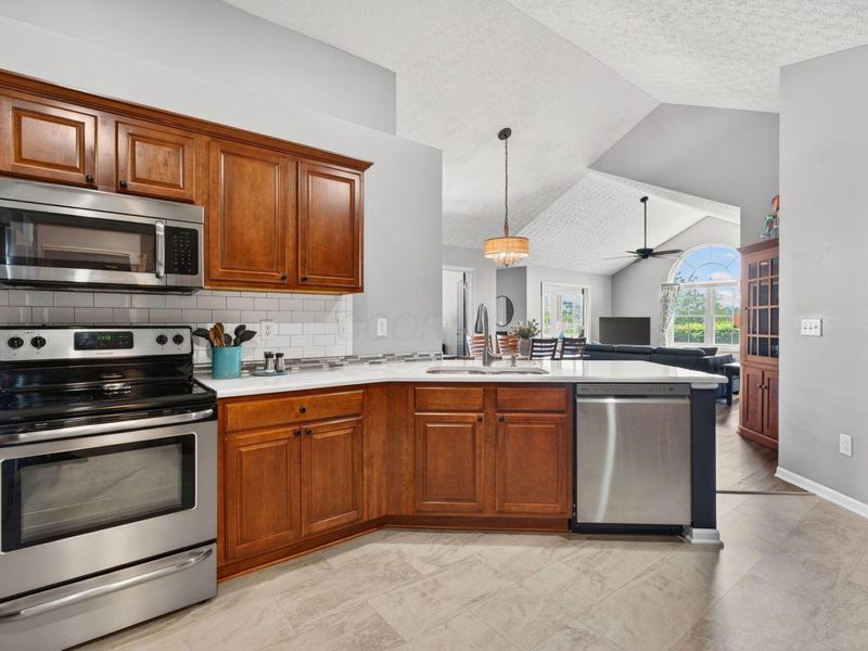 240 Waterside Drive, Delaware, OH 43015 Photo 29