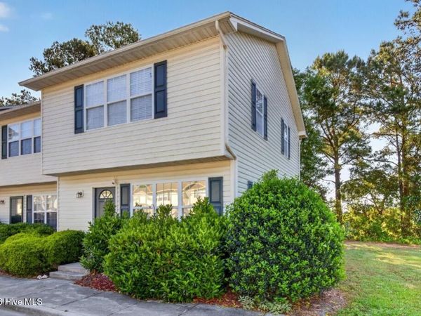 41 Pirates Cove Drive , Swansboro, NC 28584