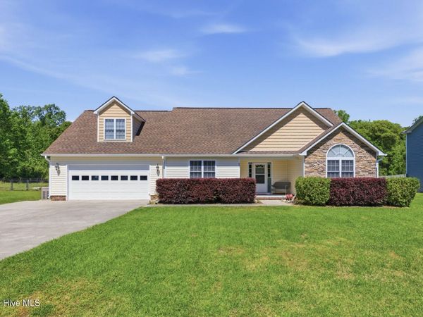 382 Carolina Pines Boulevard, New Bern, NC 28560