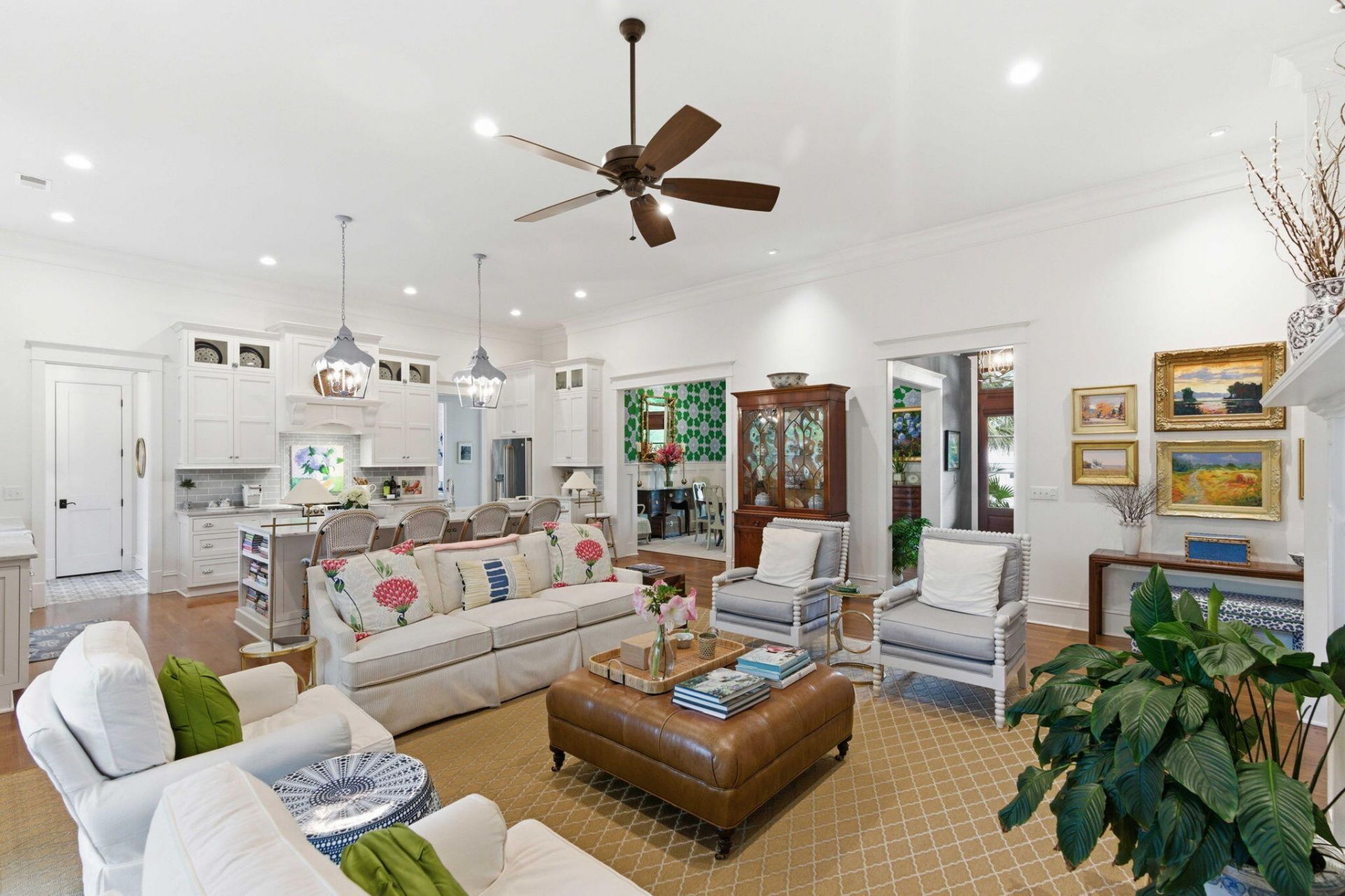 359 Bridgetown Pass Photo 10