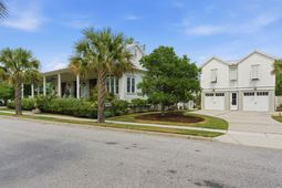 359 Bridgetown Pass photo 4