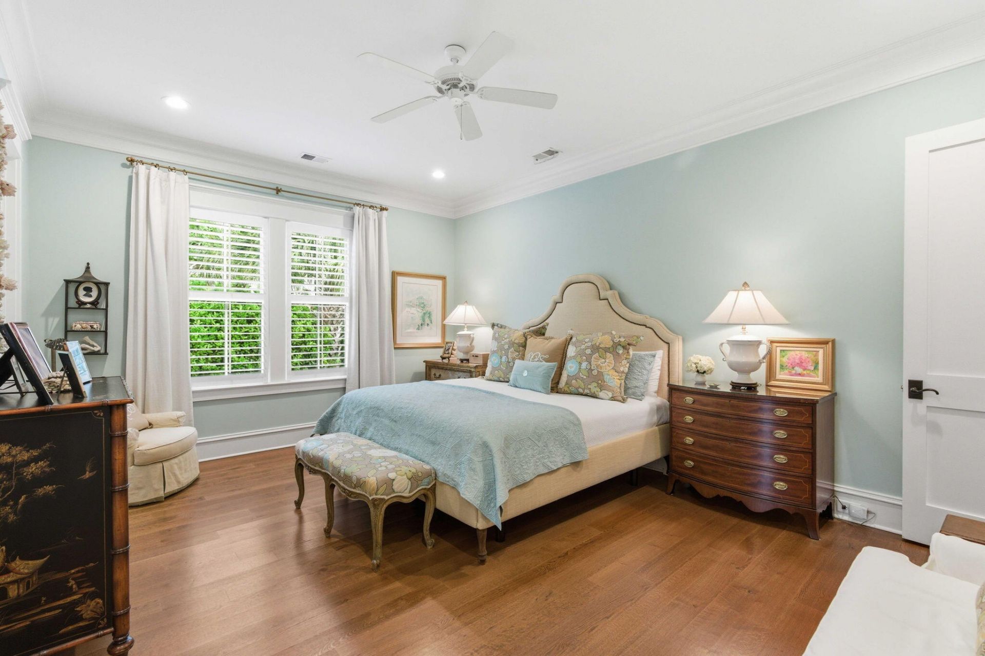 359 Bridgetown Pass Photo 24