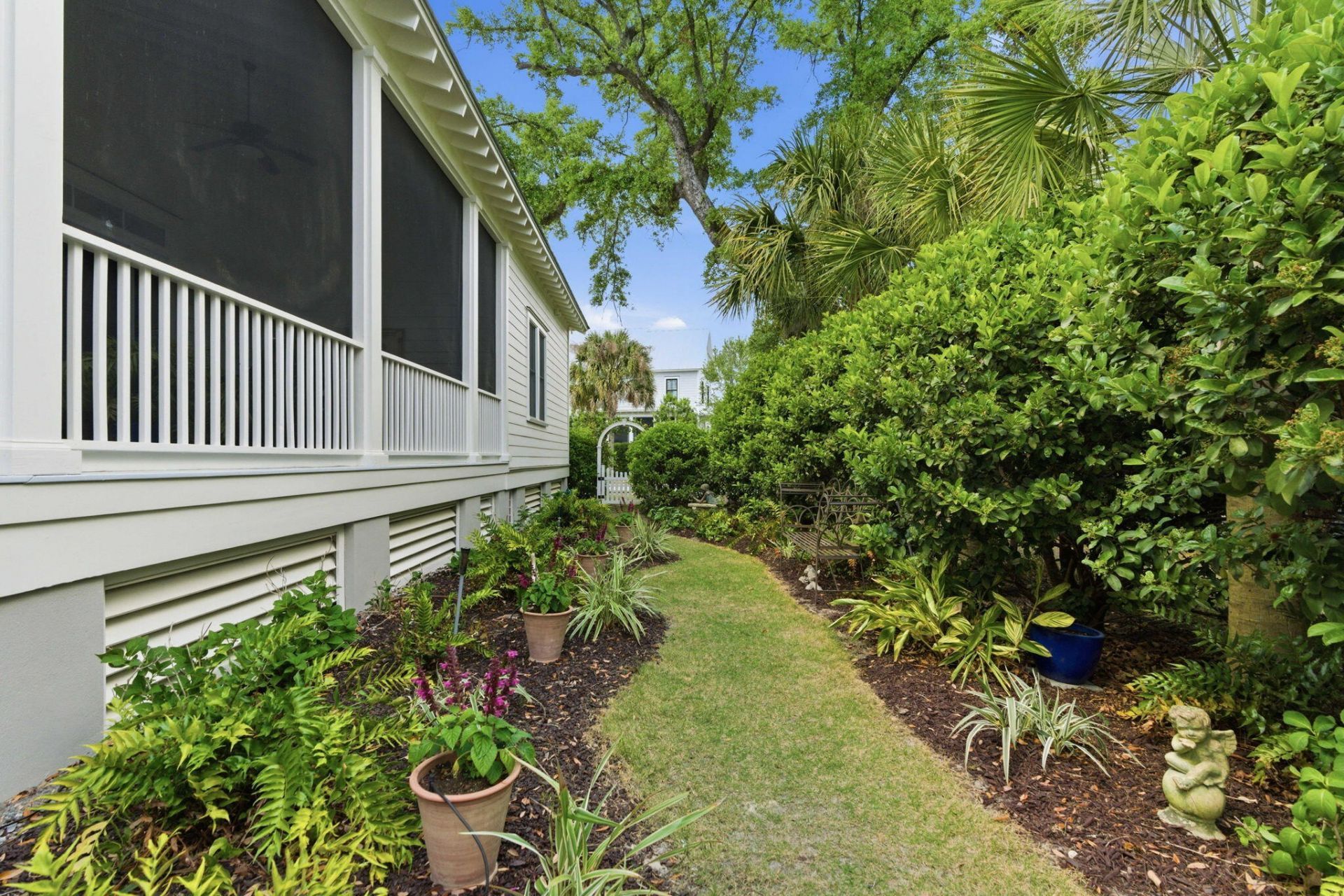 359 Bridgetown Pass Photo 36