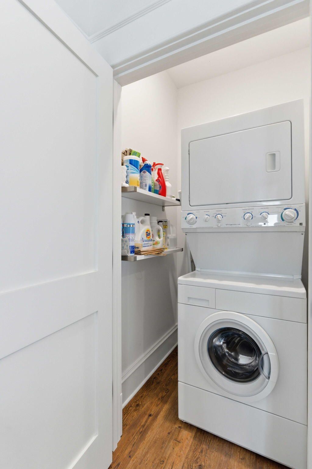 359 Bridgetown Pass Photo 41