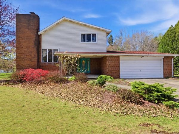 6 Manorview, Greenville, PA 16125