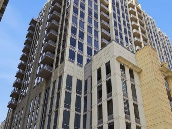 720 N Larrabee Street , Unit 1206, Chicago, IL 60654