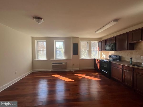 740 VERNON ROAD E , PHILADELPHIA, PA 19119