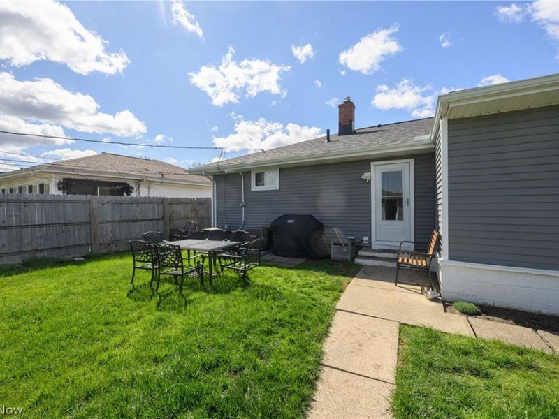 9596 Reichert Road, Parma, OH 44130 Photo 23