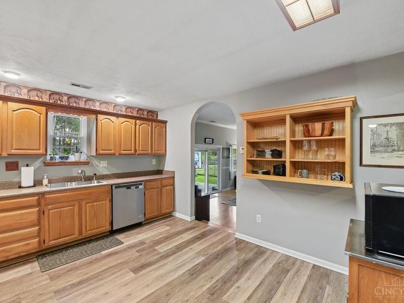 5881 Wade Road, Miami Twp, OH 45150 Photo 12