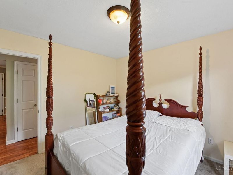5881 Wade Road, Miami Twp, OH 45150 Photo 13