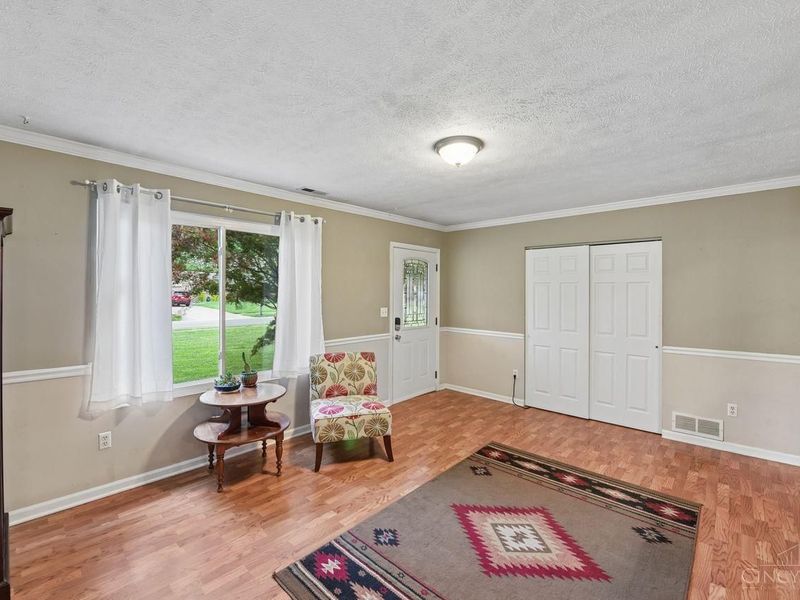 5881 Wade Road, Miami Twp, OH 45150 Photo 4