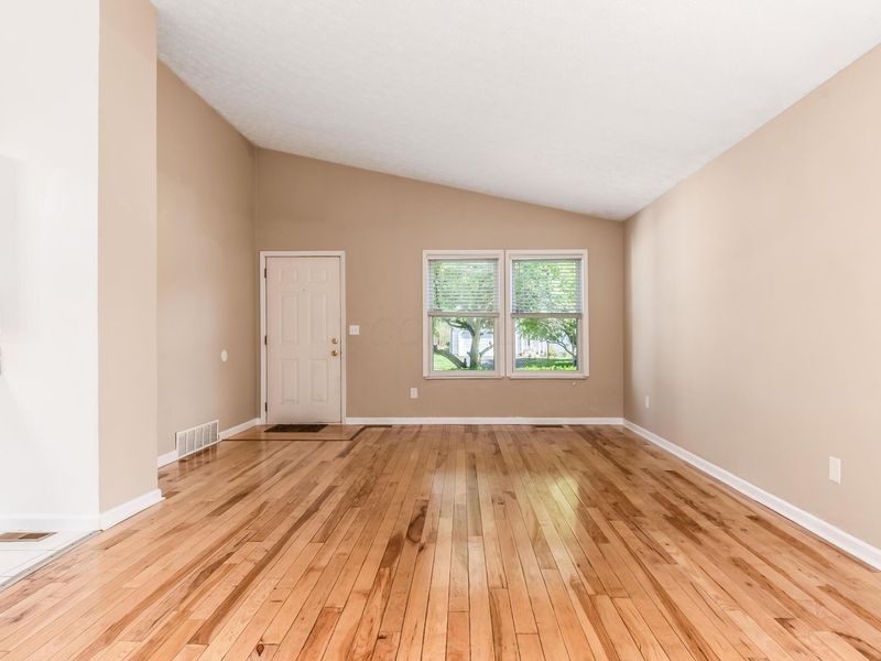 2295 Fernwood Avenue, Grove City, OH 43123 Photo 10