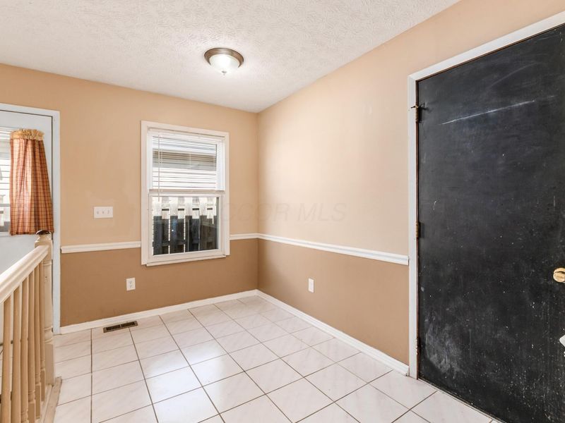 2295 Fernwood Avenue, Grove City, OH 43123 Photo 17