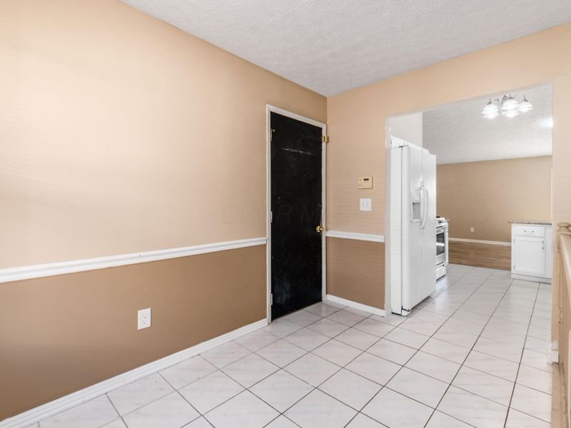 2295 Fernwood Avenue, Grove City, OH 43123 Photo 18