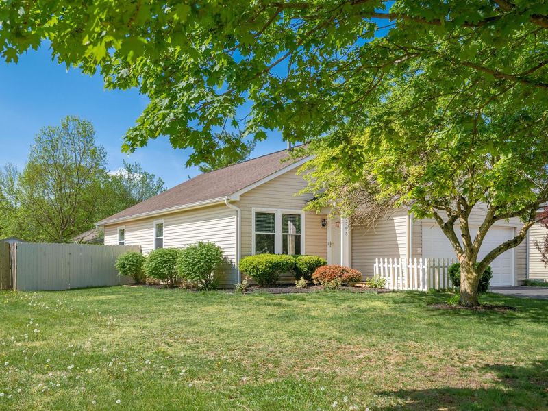 2295 Fernwood Avenue, Grove City, OH 43123 Photo 3