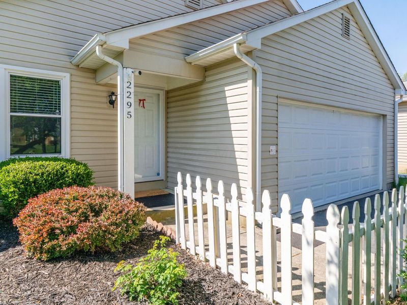 2295 Fernwood Avenue, Grove City, OH 43123 Photo 4
