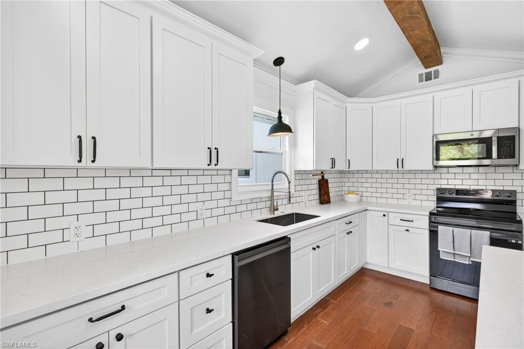 250 19th St Nw, Naples, FL 34120 Photo