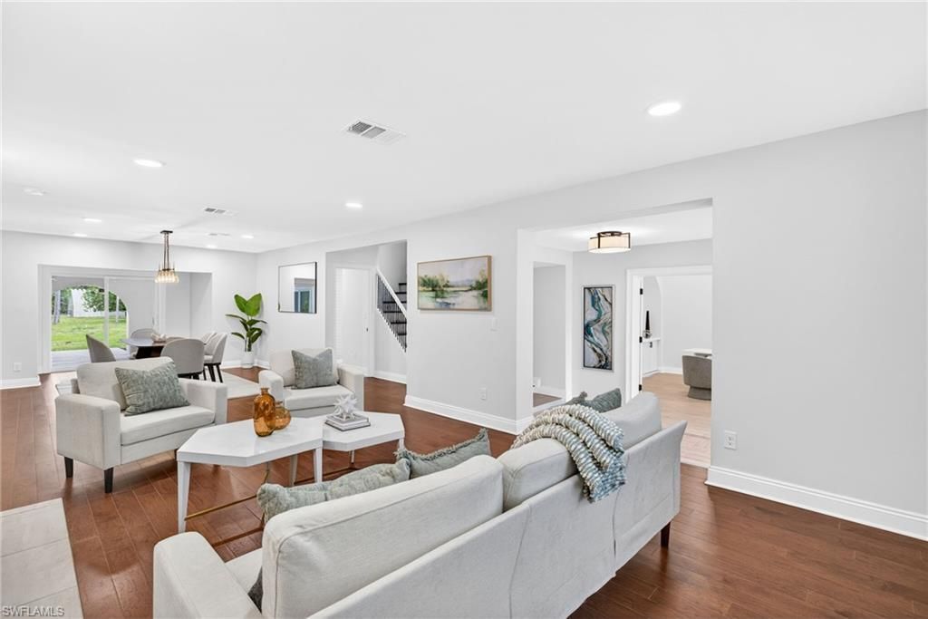 250 19th St Nw, Naples, FL 34120 Photo