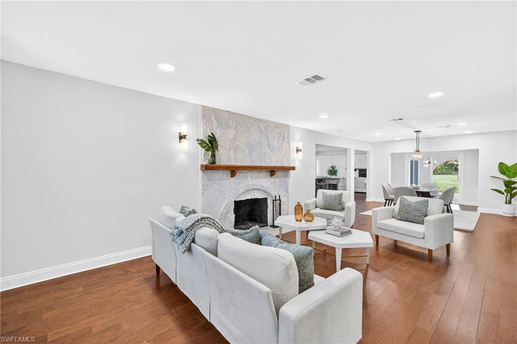 250 19th St Nw, Naples, FL 34120 Photo