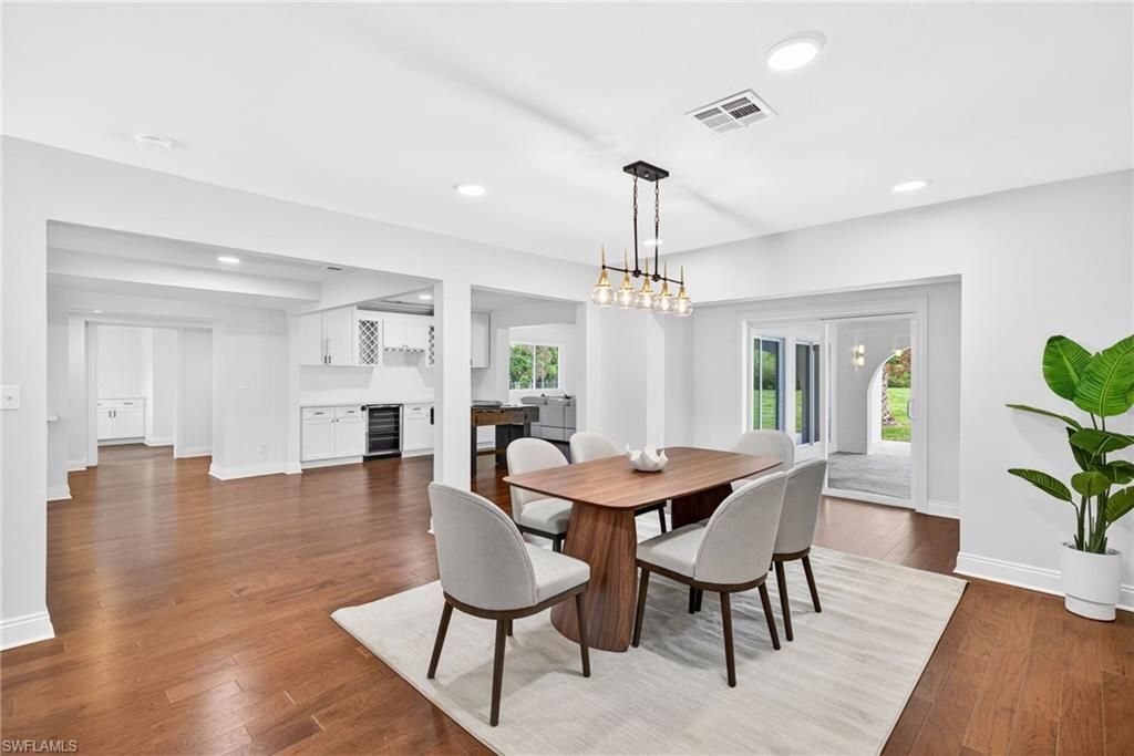 250 19th St Nw, Naples, FL 34120 Photo