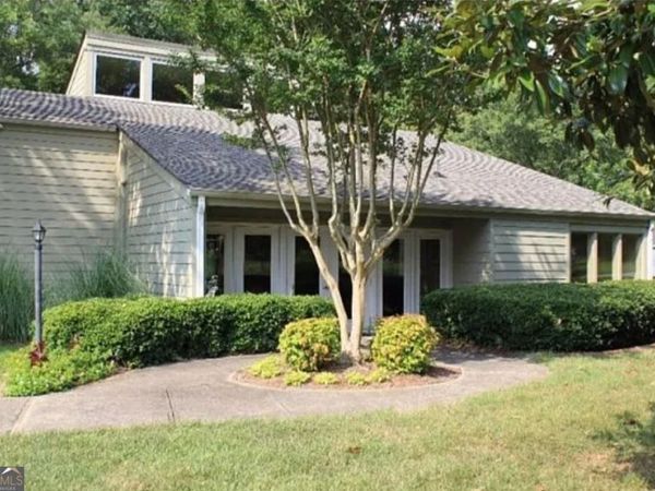 2972 Chipmunk Trail SE, Marietta, GA 30067