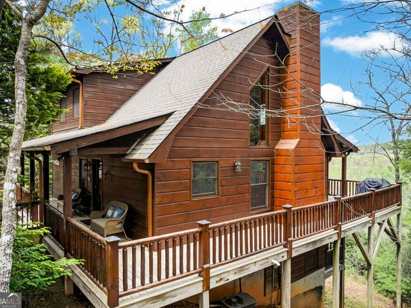 425 Rhonda Lane, Unit 5, Mineral Bluff, GA 30559