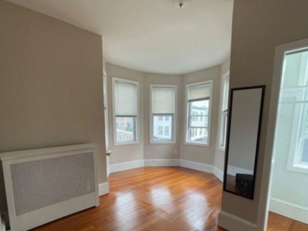 241 Maverick Street, Unit 3, Boston, MA 02128