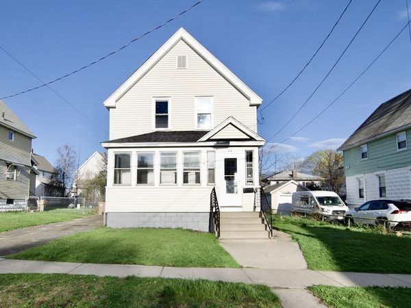 22 Essex St, Ludlow, MA 01056