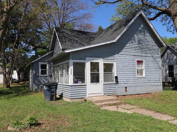 1352 Short Columbia Street, Frankfort, IN 46041