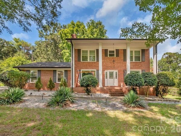 6070 Ferncliff Drive, Concord, NC 28027