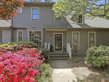 902 Albany Court, Raleigh, NC 27615