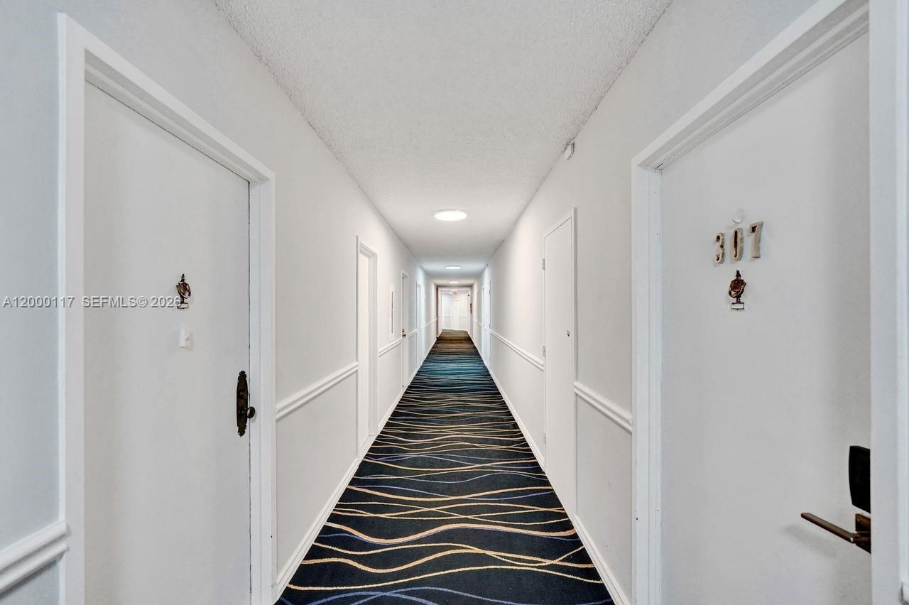 3725 S Ocean Dr , Unit 306, Hollywood, FL 33019 Photo
