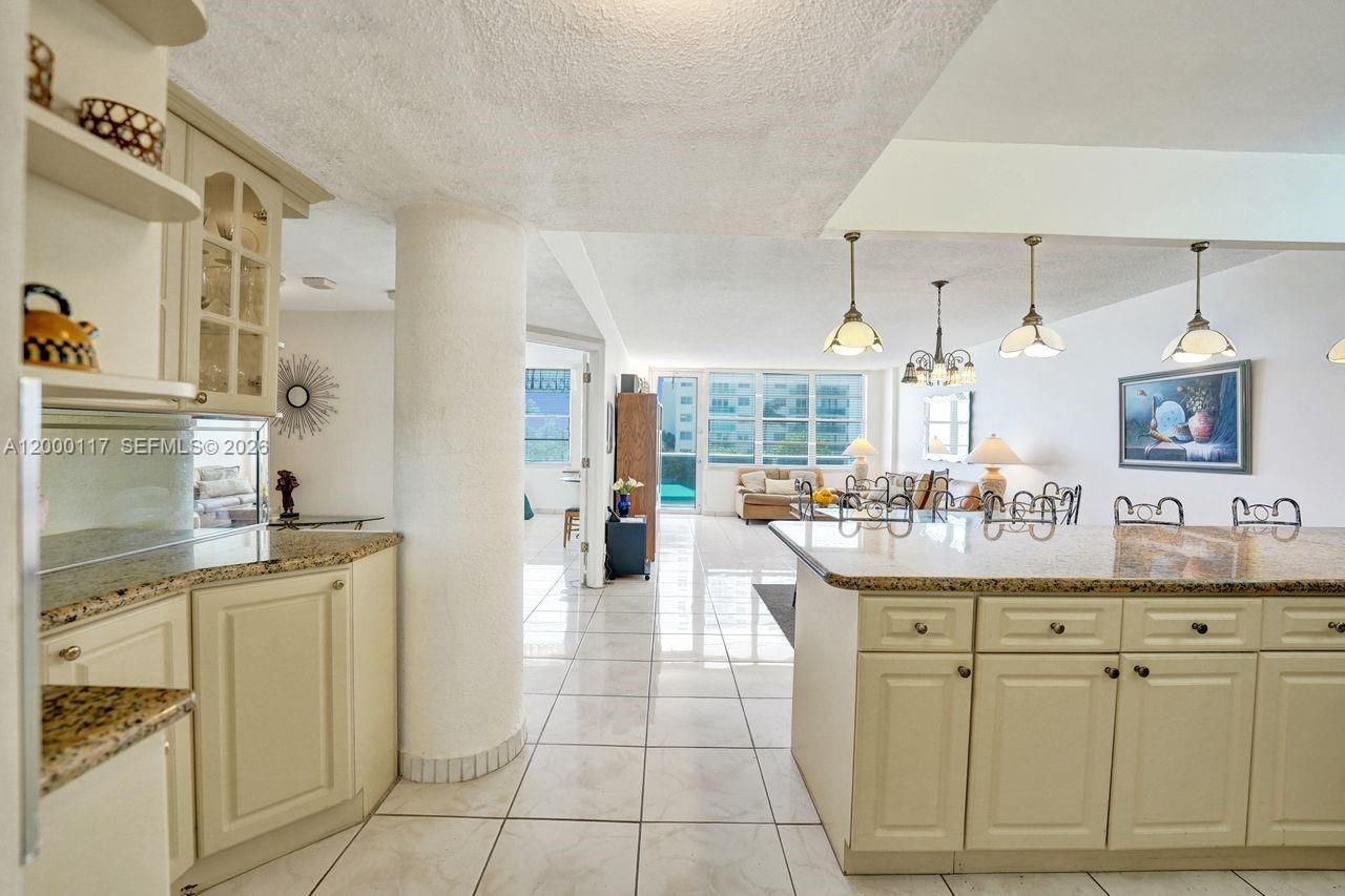 3725 S Ocean Dr , Unit 306, Hollywood, FL 33019 Photo