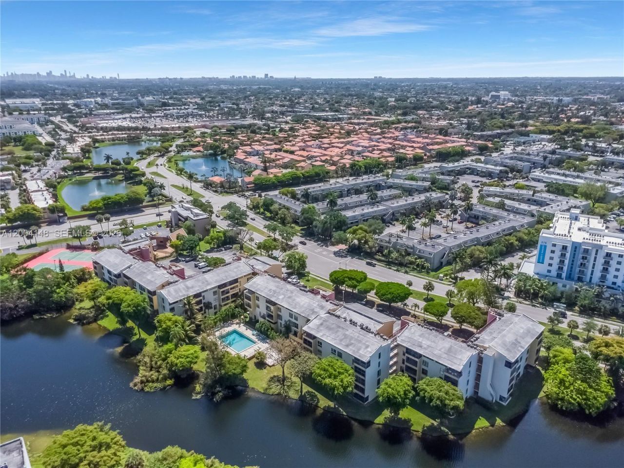 8775 Park Blvd, Unit 406, Miami, FL 33172 Photo