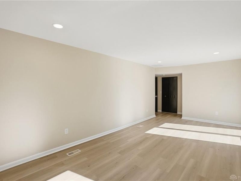 5486 Corkhill Drive, Riverside, OH 45424 Photo 10