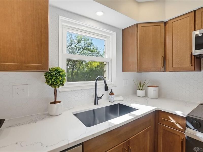 5486 Corkhill Drive, Riverside, OH 45424 Photo 24